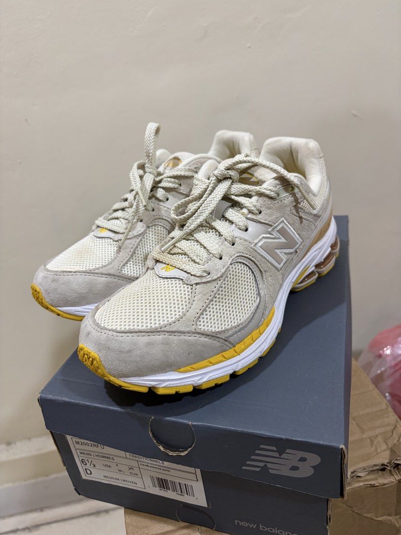 New balance 2002R like new (Kategori: Sepatu Wanita) berada di Jakarta Utara. Dikirim oleh shopbynoa (ID iklan 1446699289, Gambar 3). Deskripsi: Dipakai hanya sekali .