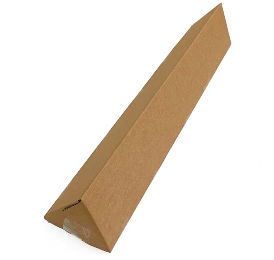 New triangular packaging (Category: Storage Boxes & Baskets) located in Singapore. Submitted by am_i_kawaii_neh (Listing ID 1446639500, Image 2). Description: 27pcs in a pack, flat. no adhesive or tape.