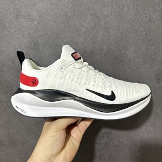 (Category: ) located in . Submitted by khai.uasneakers (Listing ID 1446710962, Image 1). Description: .