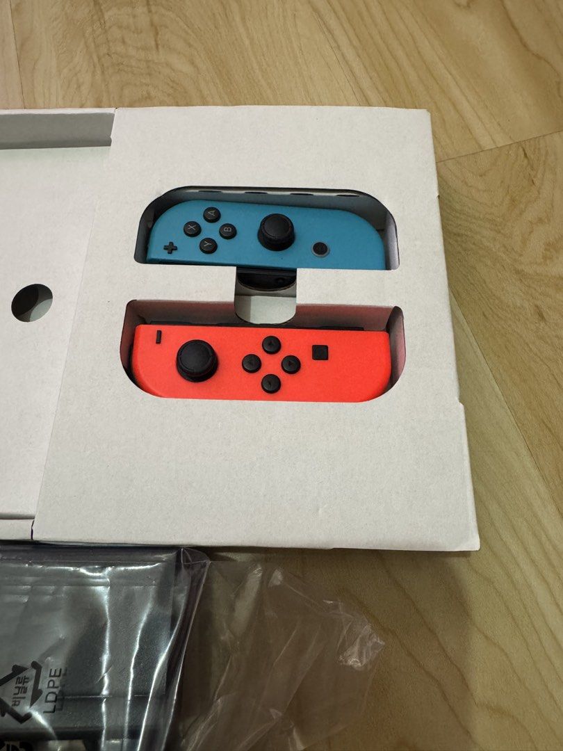 Nintendo Switch 1 HEN (Kategori: Konsol Video Game) berada di Bekasi. Dikirim oleh lucia.lucia (ID iklan 1446572438, Gambar 2). Deskripsi: Nintendo Switch 1 HEN.