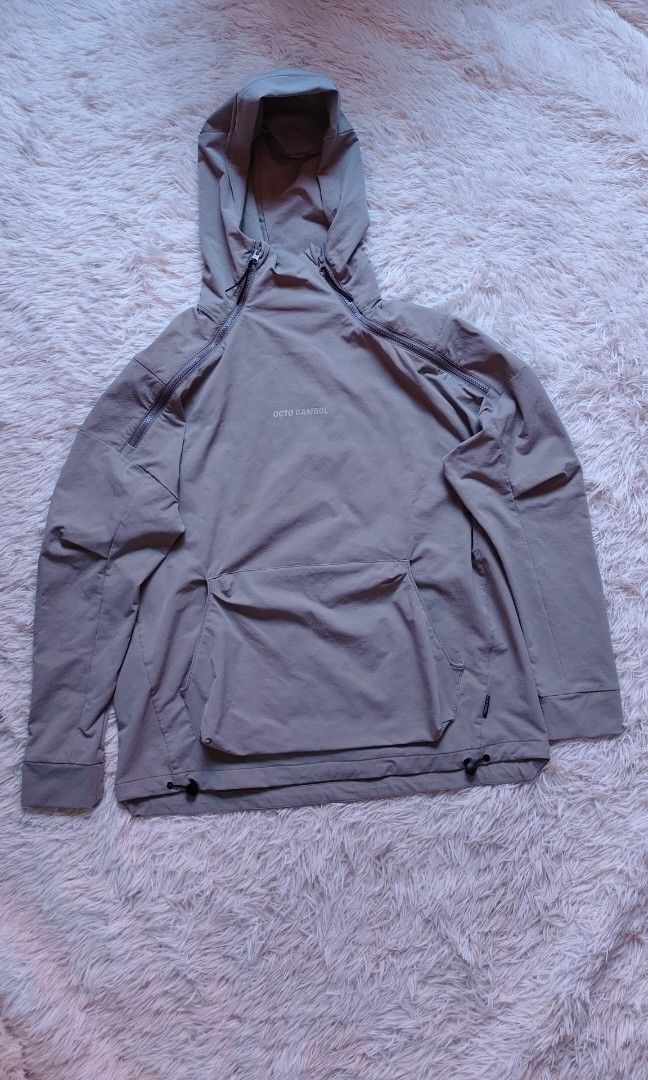 Octo Gambol Softshell Hoodie Jacket(gorpcore/techwear) (Category: Coats, Jackets and Outerwear) located in Bacoor. Submitted by arrrrtt (Listing ID 1446699368, Image 3). Description: Gorpcore/Techwear❗ Octo Gambol Softshell Hoodie - Grey(color may vary due to lighting). - Water & Wind resistant, Stretch, & Breathable. - Medium, fits up to Large (pls check dimensions). - Close to Brandnew Condition(no issues). - php 1.8k - pick up at Springville, 