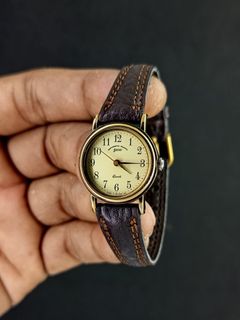 (Kategori: ) berada di . Dikirim oleh origamiring_vintage_watch (ID iklan 1446708315, Gambar 1). Deskripsi: .