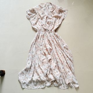 (Category: ) located in . Submitted by haven_boutique (Listing ID 1446562353, Image 1). Description: .
