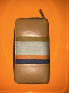 (Category: ) located in . Submitted by okaypreloved (Listing ID 1446621144, Image 1). Description: .