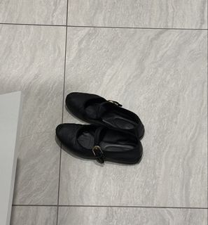 (Category: ) located in . Submitted by prelovedtelle (Listing ID 1446652400, Image 1). Description: .