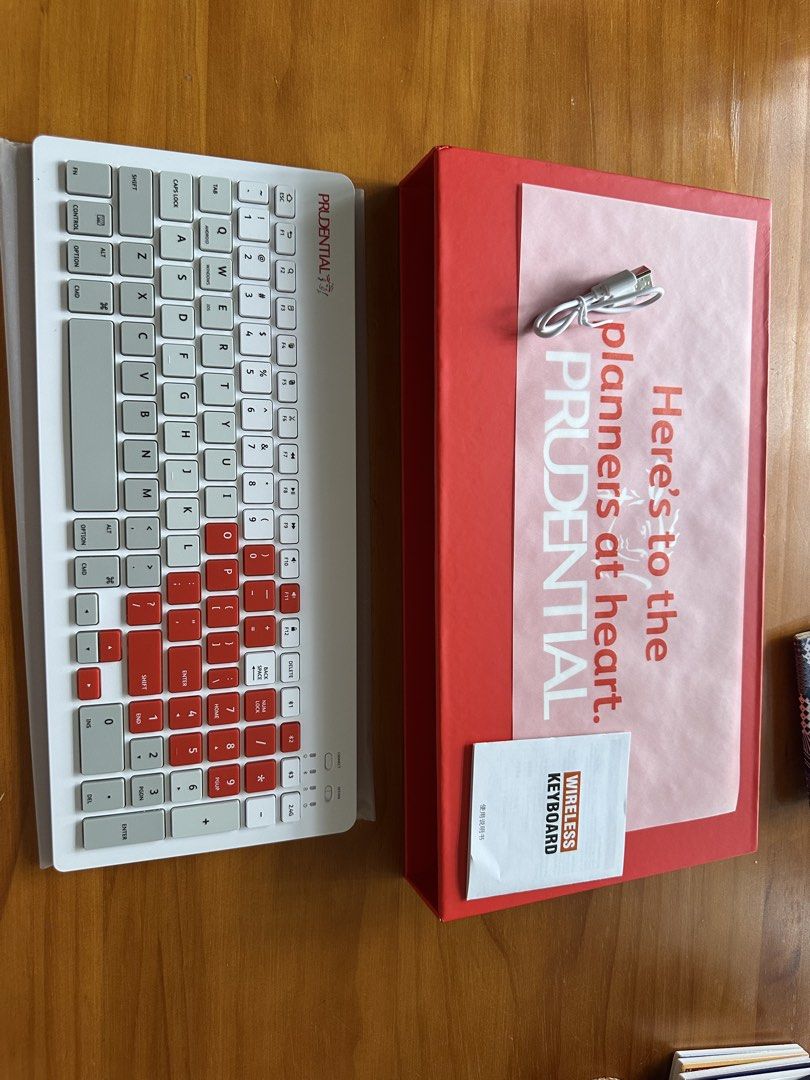 Prudential Wireless Keyboard with USB Charging Cable495601385189550080