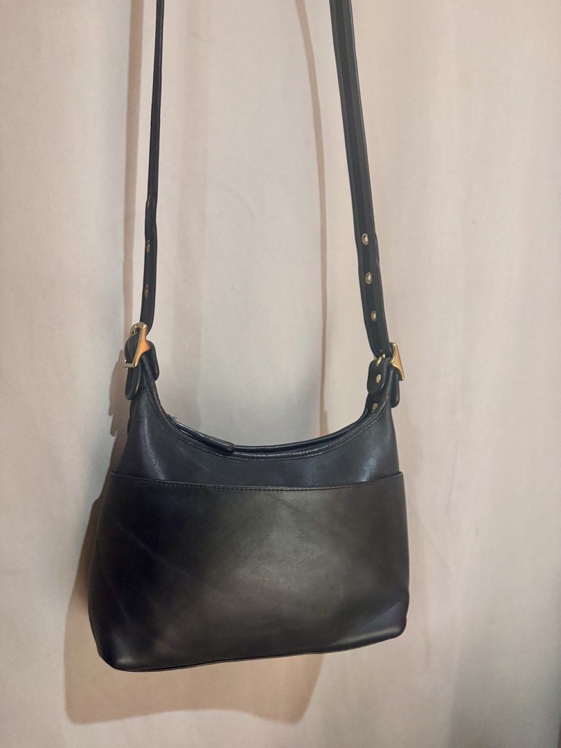 RARE Vintage Coach Legacy 9136 (Category: Luxury Bags & Wallets) located in Makati City. Submitted by lemon4444 (Listing ID 1446650314, Image 2). Description: Classic, VERY RARE vintage coach bag. Collectors item. personal preloved so leather is well maintained and moisturized once every week see last three photos for market price around 11k-20k pesos issue: has creases, no hangtag no holes no rips .