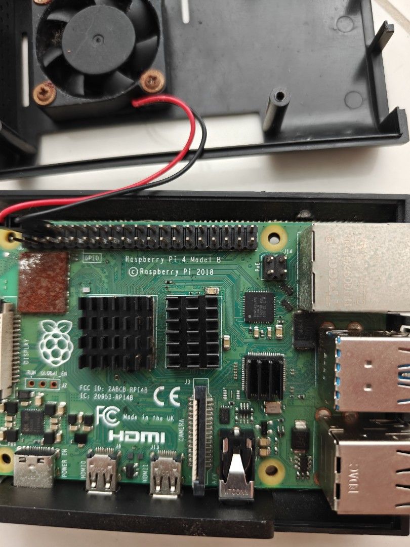 Raspberry Pi 4 Model B495338022828124162