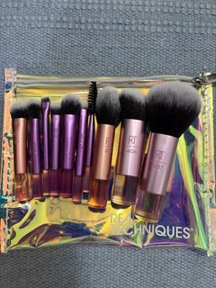 (Category: ) located in . Submitted by katmandulovesmakeup (Listing ID 1446590368, Image 1). Description: .