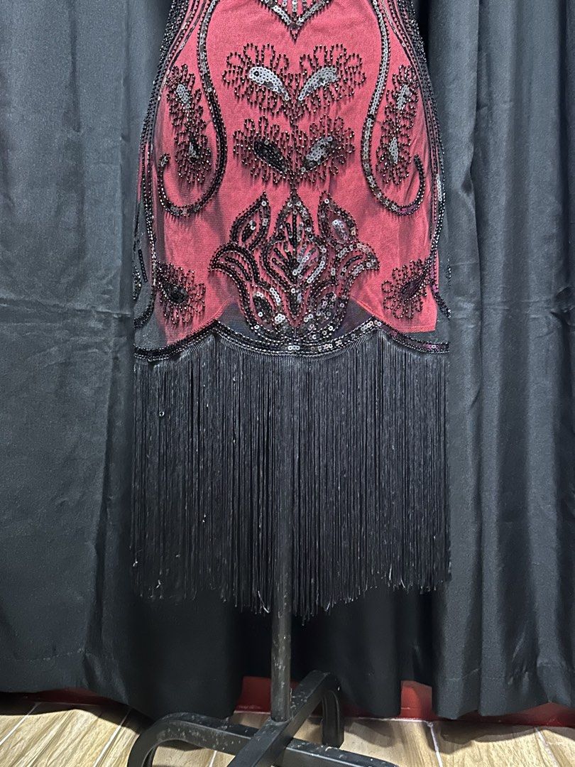 Red and Black Beaded Gatsby Dress (Category: Evening dresses & gowns) located in Valenzuela. Submitted by chxnth (Listing ID 1446541565, Image 3). Description: > worn only once > altered > fits small - semi medium > meet up within valenzuela/caloocan/manila only.