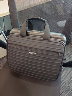 （分類：）位於 。 由 ericyeung.1 提交（商品編號 1446618726，圖片 1）。簡介： 。