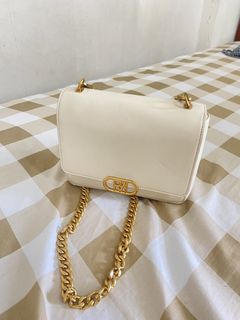 由 secondhand04 (刊登 ID 1446596324，圖片 1) 提交，位於 的 (類別：)，說明：。
