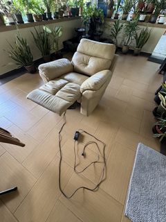 (Category: ) located in . Submitted by daniel.cro (Listing ID 1446542303, Image 1). Description: .