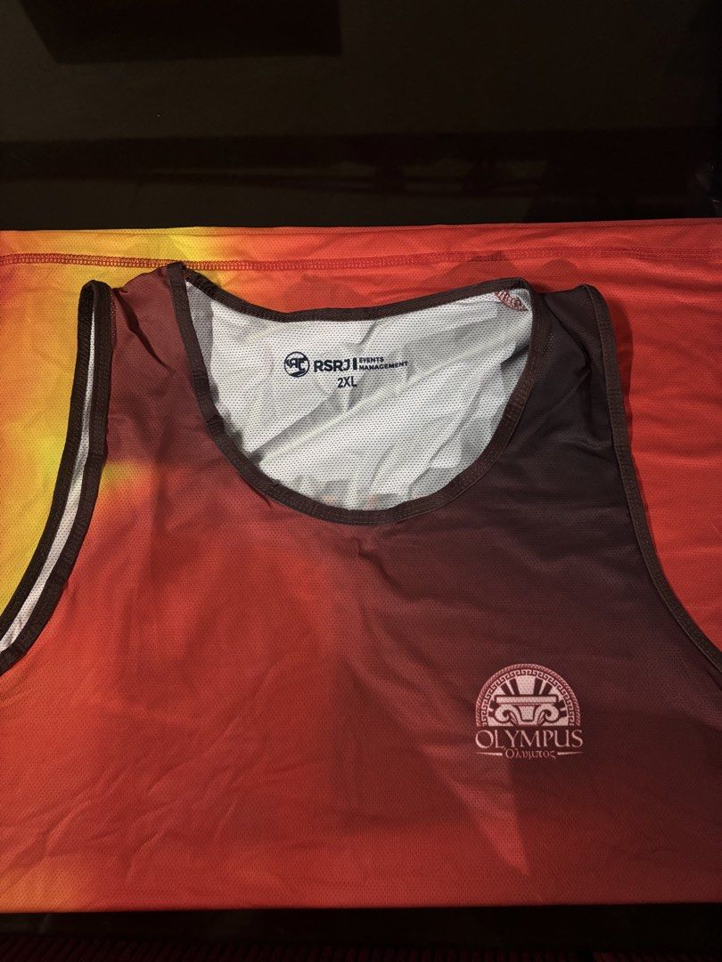 Running Singlets (Category: Activewear) located in Quezon City. Submitted by kenj205 (Listing ID 1446572636, Image 2). Description: For Sale running singlets 200 pesos each Check for pics na lng sizes unused pa since i always wear club shirts or comfy shirts. Meron pa akong singlets din na hindi nasama sa pics just send a message for pics. Discount if mrami kukunin or lahatan.