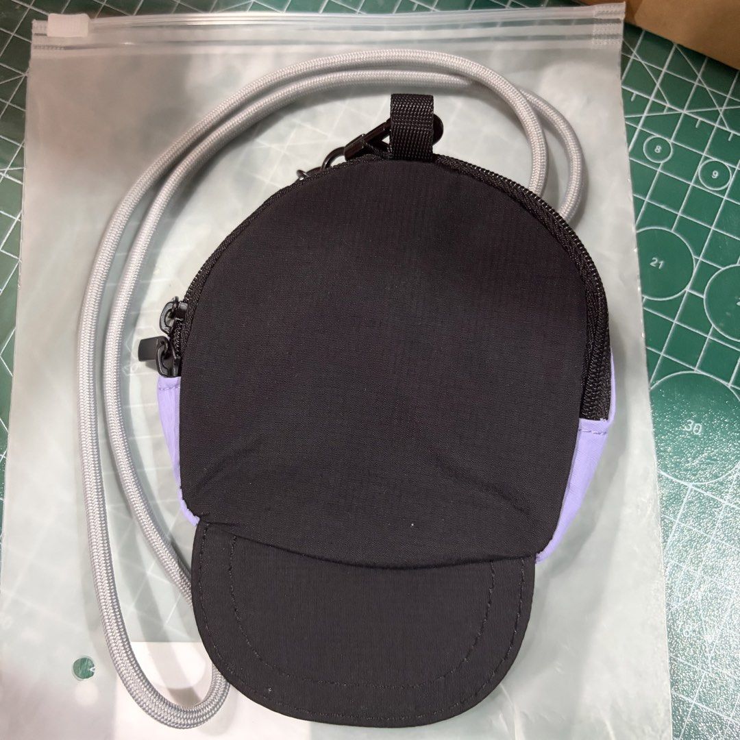 Salomon Pouch with Lanyard (Category: Purses & Pouches) located in Quezon City. Submitted by dawnsessentials (Listing ID 1446650377, Image 3). Description: .