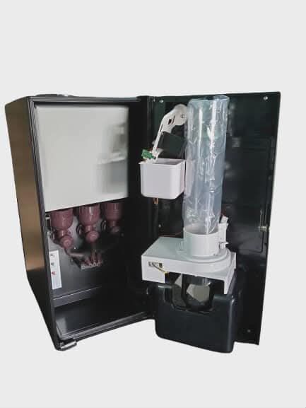 Sapoe SC-8703 Auto Vending Machine (Category: Coffee Machines & Makers) located in Manila. Submitted by khsc0729 (Listing ID 1446652961, Image 3). Description: - Sapoe SC-8703 Auto Vending Machine - Dispenses drinks for only P10 per cup - Easy to operate with instructions provided on the box - Includes original packaging - Ideal for convenient and quick drinks.