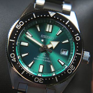 (Category: ) located in . Submitted by anotherwatchstore (Listing ID 1446625253, Image 1). Description: .