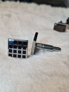 (Category: ) located in . Submitted by alv.trades (Listing ID 1446658174, Image 1). Description: .
