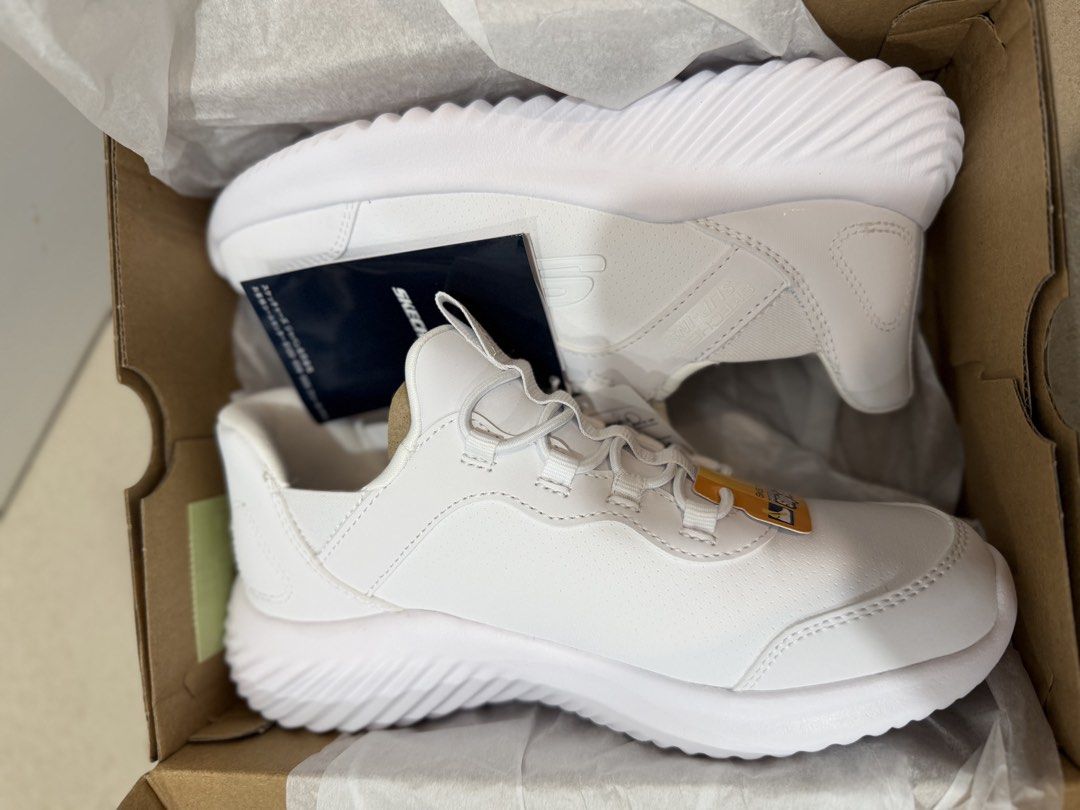 Sketchers kids shoes (Category: Babies & Kids Fashion) located in Manila. Submitted by touchelux (Listing ID 1446694113, Image 3). Description: .