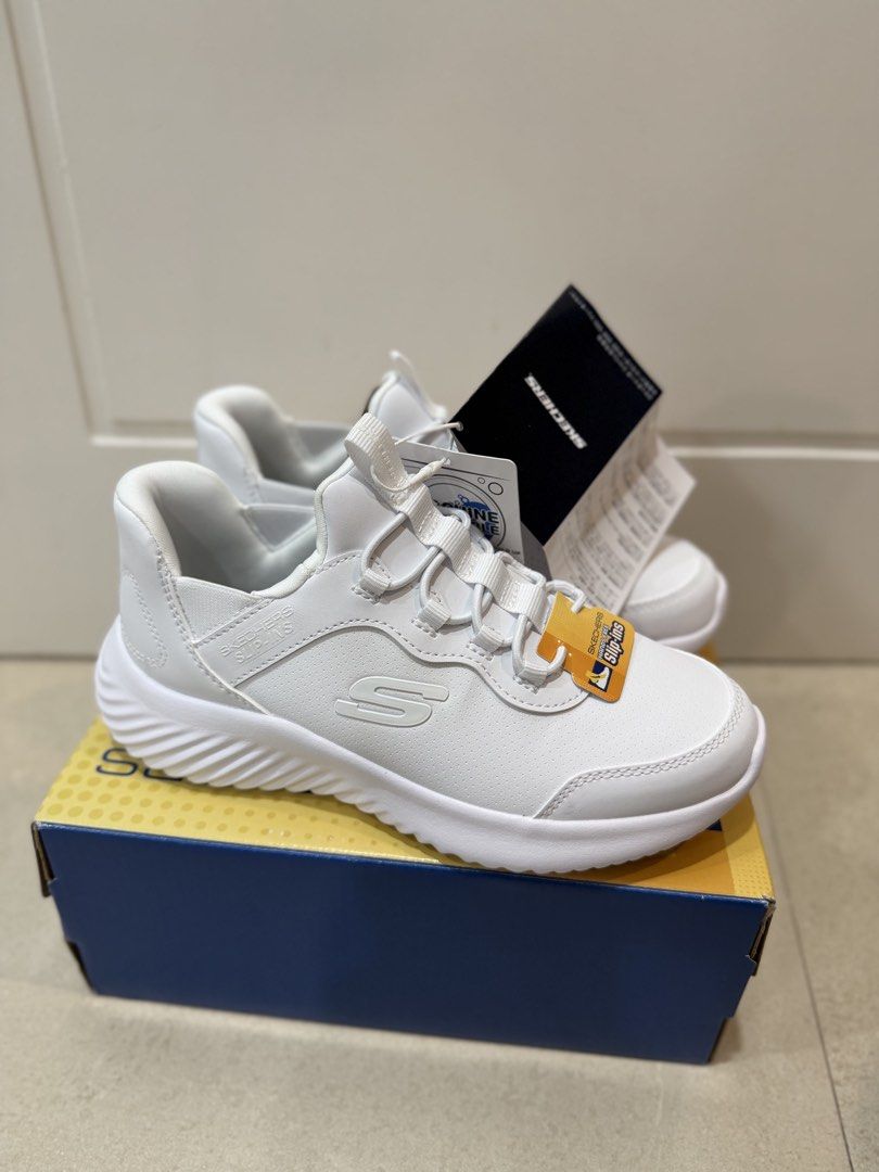 Sketchers kids shoes (Category: Babies & Kids Fashion) located in Manila. Submitted by touchelux (Listing ID 1446694113, Image 1). Description: .