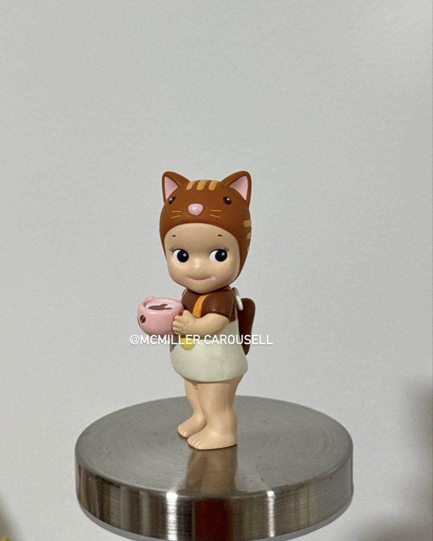 Sonny Angel - EM Cat (for trade!) (Category: Designer & Blind Box Toys) located in Taguig. Submitted by mcmiller (Listing ID 1446711030, Image 1). Description: LF: DT Doberman Great condition with BNF Bgc, i can shoulder the shipping.