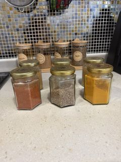 （分類：）位於 。 由 riya25 提交（商品編號 1446567369，圖片 1）。簡介： 。