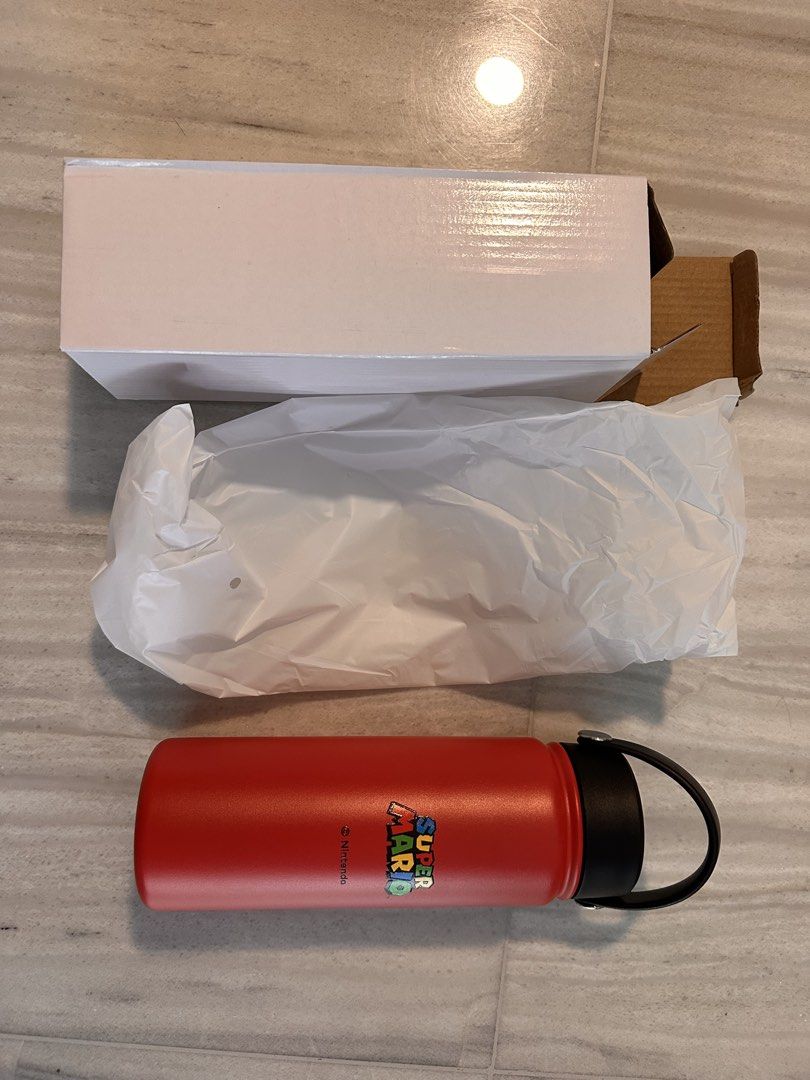 Super Mario Hydro Flask Water Bottle495425073227376641