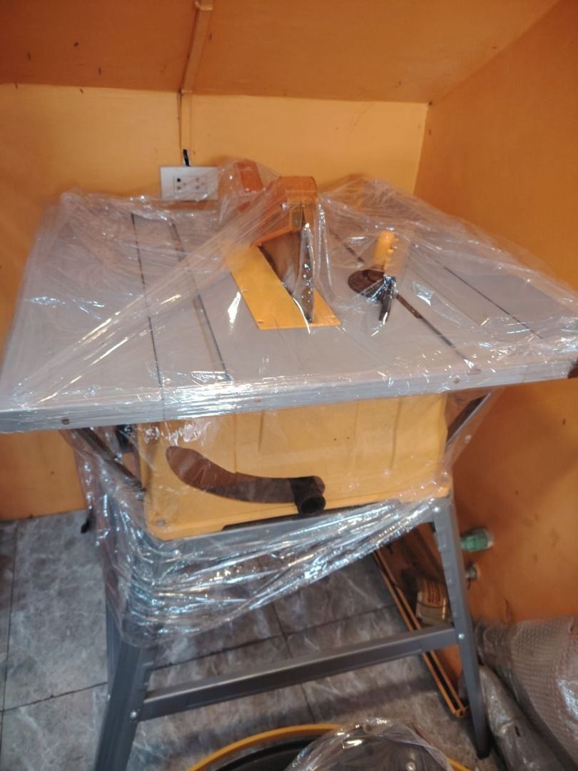 Table saw (Category: Everything Else Others) located in Manila. Submitted by 09171479278_elsie. (Listing ID 1446556339, Image 3). Description: Specs: volt. 220-240V - 50/60hz Model:TS50078.