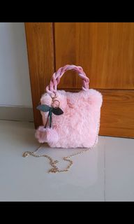 (Kategori: ) berada di . Dikirim oleh sherlymey22 (ID iklan 1446590545, Gambar 1). Deskripsi: .