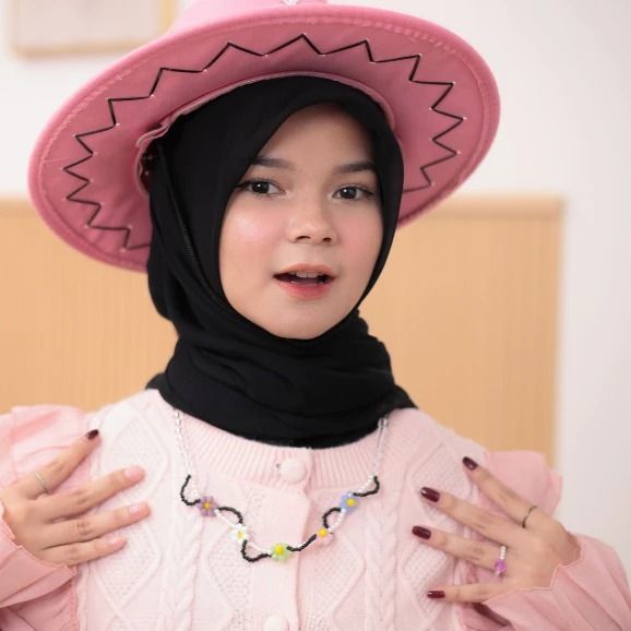 Tiebymin Cute Necklace hand made (Kategori: Perhiasan Wanita) berada di Bandung. Dikirim oleh girls_store_official (ID iklan 1446629604, Gambar 1). Deskripsi: .....NEW ARRIVAL PROMOTION PRODUCT..... - Produk Dijamin Original - Produk Dijamin Sesuai Gambar - Seller Amanah, terbuka buat diskusi mengenai barang dan pemesananan - Jika seller slow respon hubungi nomor tertera di bio ya - Proses Orderan hanya mayoritas menggunakan pengiriman oyen - Jik