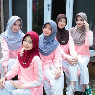 (Kategori: ) berada di . Dikirim oleh girls_store_official (ID iklan 1446624813, Gambar 1). Deskripsi: .