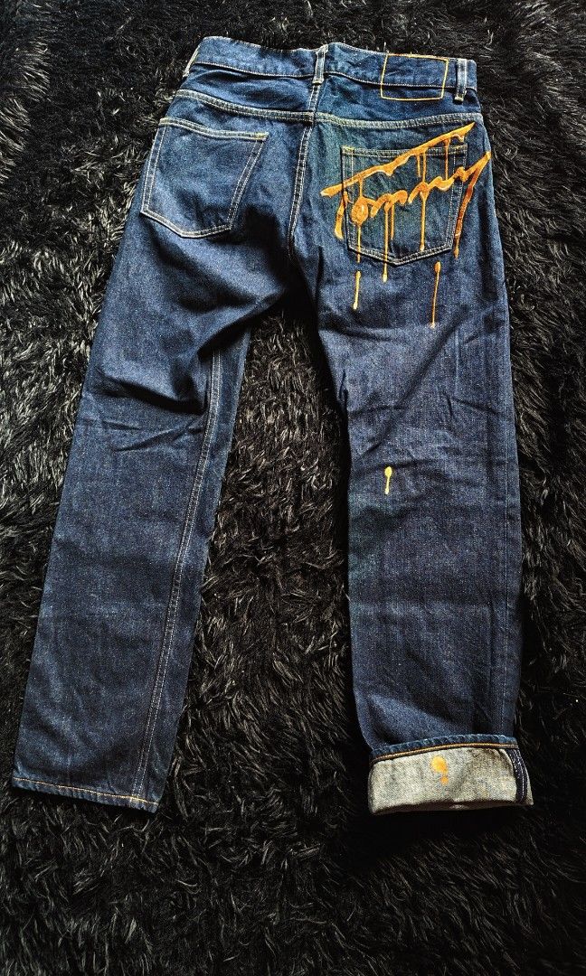 Tommy Jeans Embroidered Paint Drip Raw Denim (Category: Jeans) located in Legazpi City. Submitted by arrrrtt (Listing ID 1446676976, Image 1). Description: Tommy Jeans Embroidered Paint Drip Raw Denim - JAPAN released - Regular fit - fits 29-31 Waistline (pls check dimensions). - Good as Brandnew Condition(no signs of wear/no issues). - dm for more detailed photos - php 1800 - pick up at Springville , Molino lll, Bacoor, Cavite or thru shipping(a