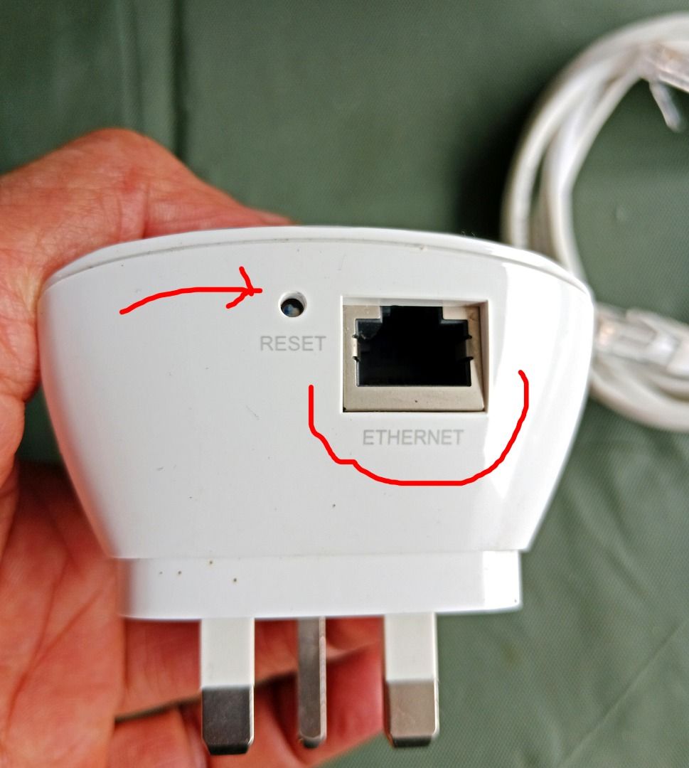 TP LINK AC750 Wi-Fi range extender495824569558650888