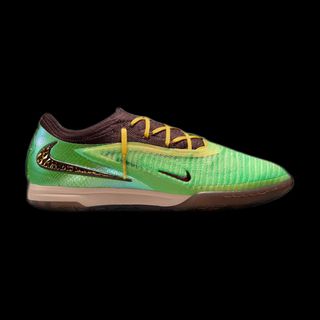 (Category: ) located in . Submitted by swaggysoles (Listing ID 1446574163, Image 1). Description: .