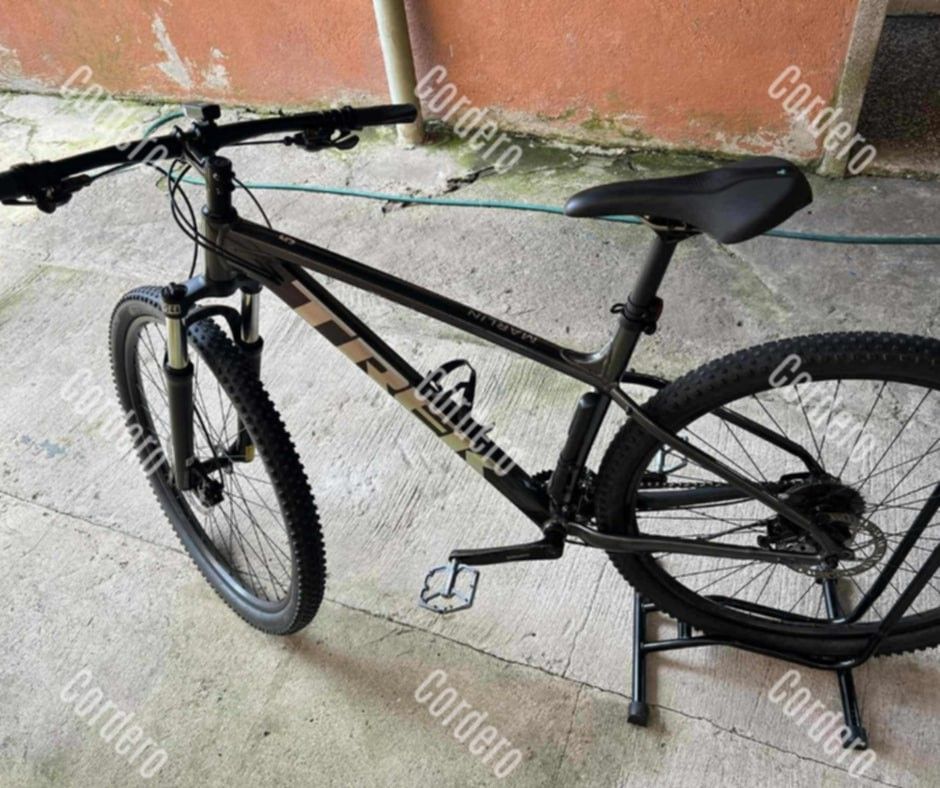 TREK MARLIN 5 (2nd Gen) - Large Wheels (Category: Bicycles) located in Manila. Submitted by quickphoenix.543d62 (Listing ID 1446707587, Image 3). Description: FOR SALE ‼️– Trek Marlin 5 (2nd Gen) 🚲 💵 Original Price: ₱30,000 💰 Selling Price: ₱25,000 (Negotiable) Condition: Lightly used – like new ⚒️ Details: -Original Trek Marlin 5, all stock (no replaced parts) -Large wheels -Shifters show minor signs of use (barely noticeable) -Barely used, s