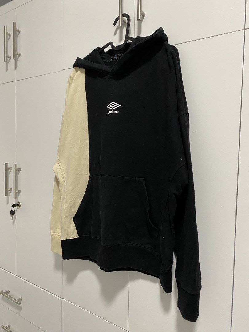Umbro two tone Hoodie (Category: Coats, Jackets and Outerwear) located in Tagaytay City. Submitted by grayl_thrift (Listing ID 1446688354, Image 2). Description: fit up to large.