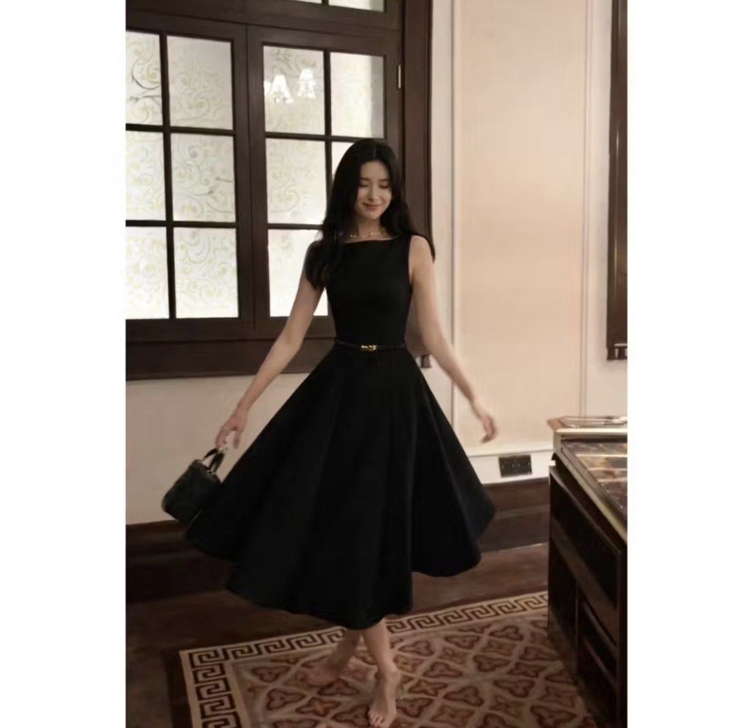 (UnihomePREMIUM) Evening Dress (Category: Dresses) located in Paranaque City. Submitted by c.c_preloved (Listing ID 1446643563, Image 3). Description: Used once Large Size - Waist 74cm Boat Neck Waist Dress Flaw: belt is missing Classy Evening Midi Dress From Vietnam.
