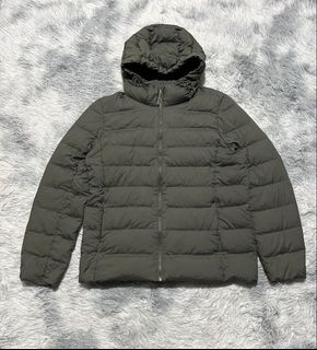 (Category: ) located in . Submitted by c3m.thrift (Listing ID 1446645899, Image 1). Description: .