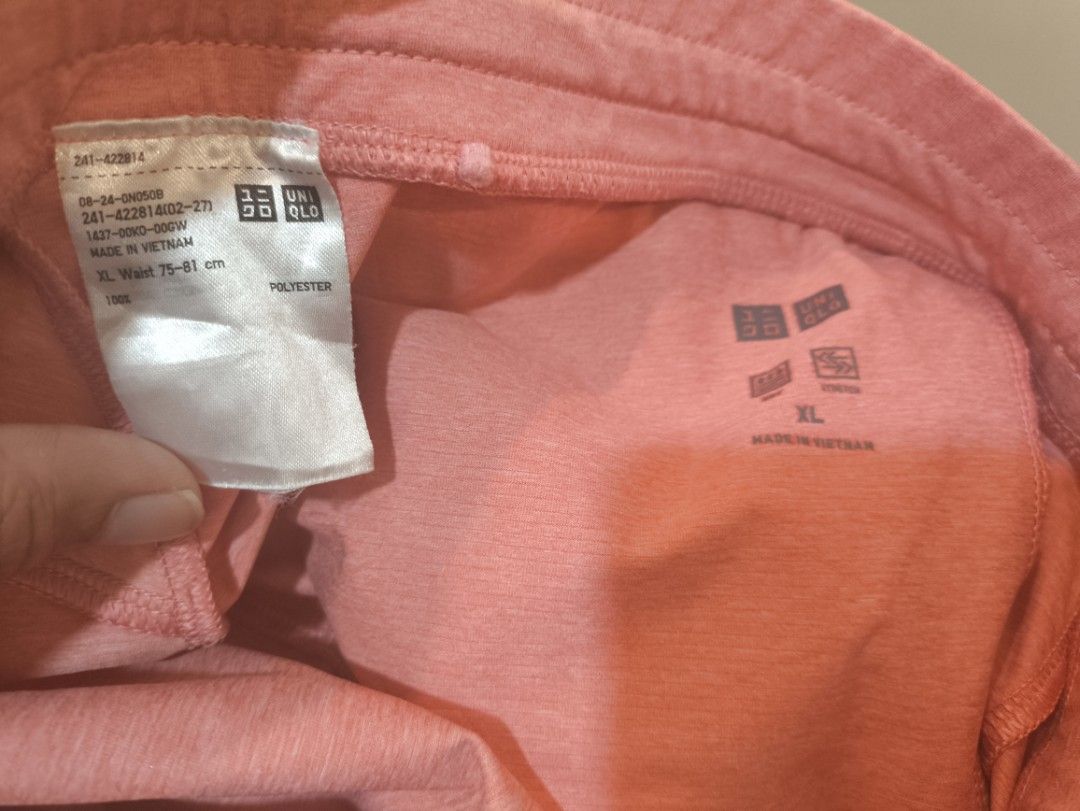 Uniqlo Pink Polyester Shorts XL (Category: Shorts) located in Manila. Submitted by nothingness_duality22 (Listing ID 1446663541, Image 1). Description: - Brand: Uniqlo - Color: Pink - Material: Polyester - Size: XL (fits waist 75-81 cm) - Features: Drawstring waist, zippered pockets, side mesh paneling - Ideal for: Workouts, lounging Pre Loved Items RFS: Declutter May minor issue as shown sa pic used item. May side pockets For pics videos kindly 