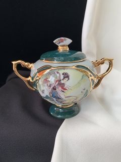 (Category: ) located in . Submitted by dillythriftstore (Listing ID 1446608461, Image 1). Description: .