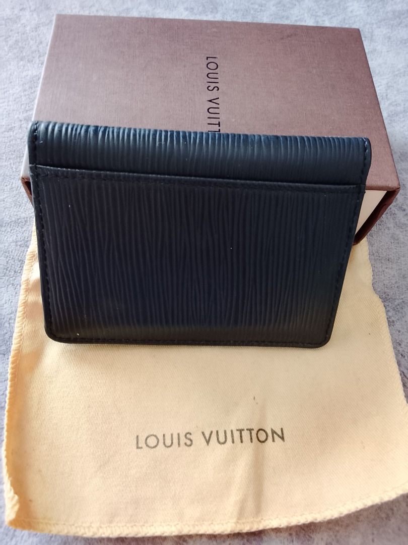 Wallets (Category: Bags & Wallets) located in Singapore. Submitted by cleverrabbit.ecced3 (Listing ID 1446564753, Image 3). Description: Authentic Louis Vuitton Black Includes maticing wallets Made in France .