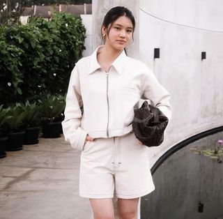 (Kategori: ) berada di . Dikirim oleh shopperaholic10 (ID iklan 1446663288, Gambar 1). Deskripsi: .