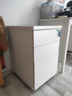 (Category: ) located in . Submitted by siddbol (Listing ID 1446581477, Image 1). Description: .