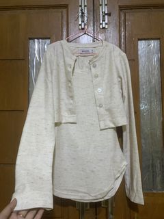 (Kategori: ) berada di . Dikirim oleh cacantikk_33 (ID iklan 1446669197, Gambar 1). Deskripsi: .