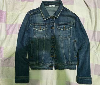 (Category: ) located in . Submitted by ram.finds (Listing ID 1446668432, Image 1). Description: .