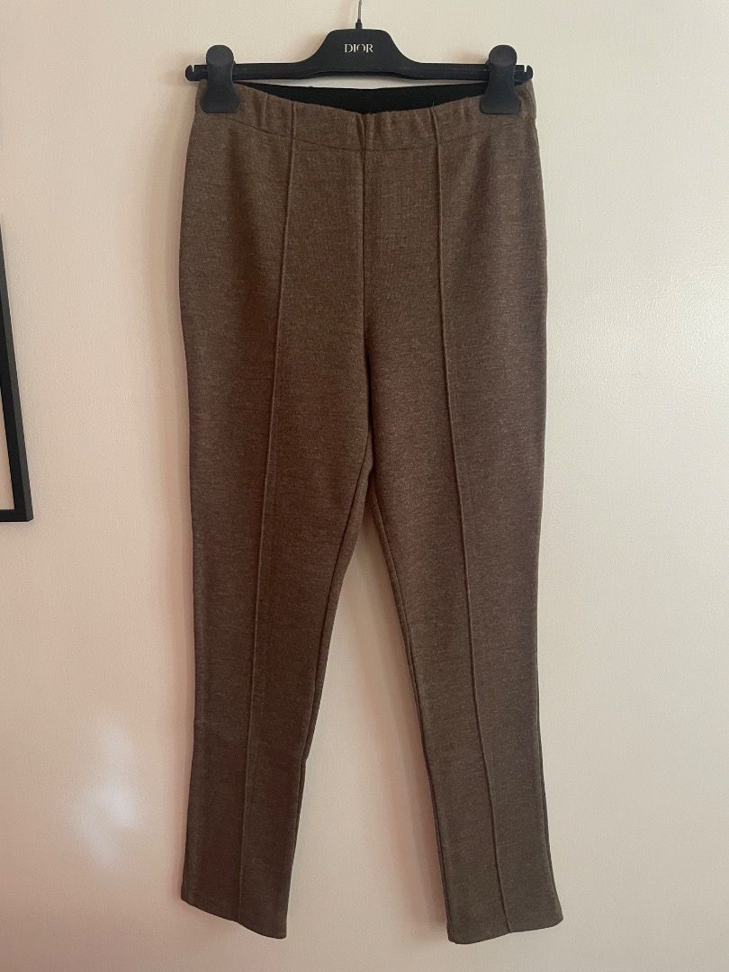 Zara Brown Textured Slim Fit Pants (Category: Other Bottoms) located in Paranaque City. Submitted by cngaya (Listing ID 1446617662, Image 2). Description: - Brown textured pants, similar to heat tech - Slim fit style - Seam detail on front and back of each leg - Comfortable fabric - Versatile for casual or dressed-up occasions - Please do not send me lowball offers, I would appreciate it if respect would be given to the listings. Because Carousel