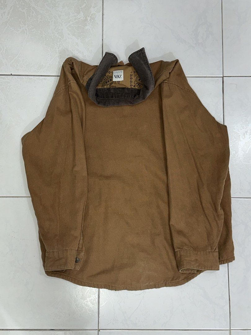 ZARA Canvas Workwear Jacket (Corduroy Collar) (Category: Coats, Jackets and Outerwear) located in Manila. Submitted by hermescruz (Listing ID 1446698305, Image 2). Description: Heavy canvas workwear jacket from Zara. Beautiful duck brown colorway. Features heavy duty snap buttons and chest pockets. Perfect for a clean workcore, utility outfit. Measurements Width: 25.5 Length: 32 Mode of Payment: Gcash Shipping: J&T or Lalamove DM for any question