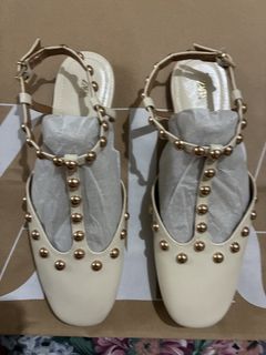 (Category: ) located in . Submitted by mystyle10 (Listing ID 1446558124, Image 1). Description: .