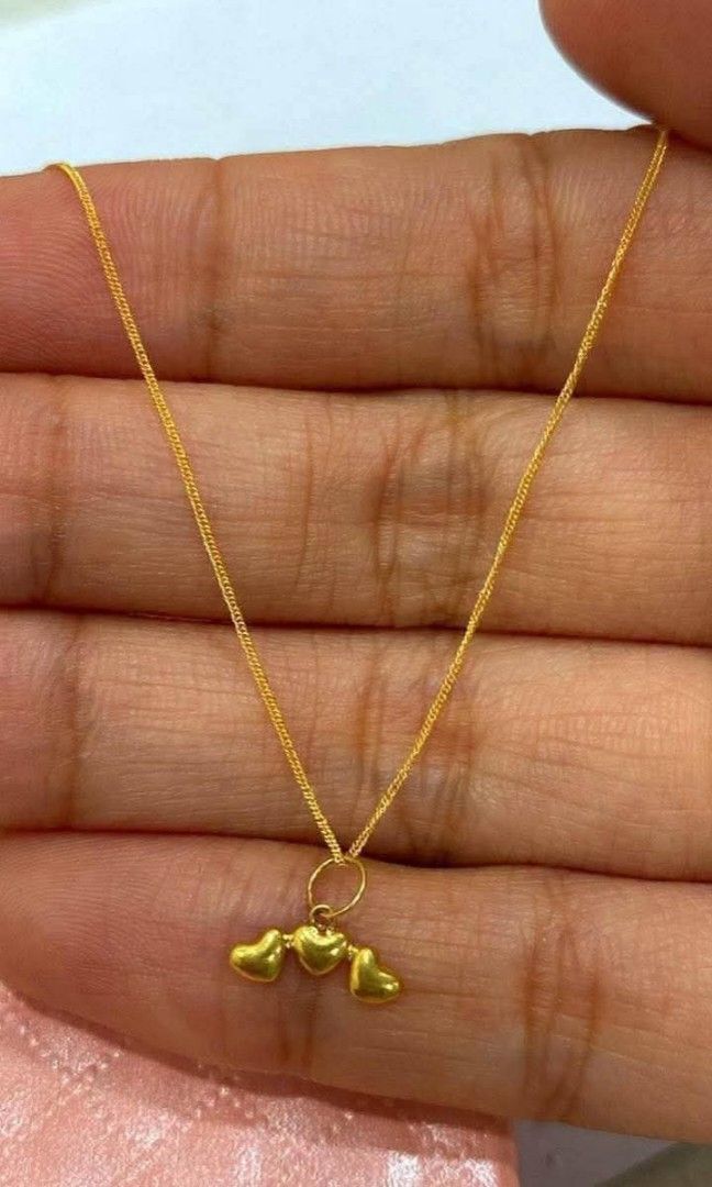 18K Saudi Gold Japan Style Chain with Solid Pendant (Category: Necklaces) located in Caloocan City. Submitted by cheskhaionlinestore2.0 (Listing ID 1441732367, Image 2). Description: Pure 18K Saudi Gold ✨ Japan Solid Pendant ₱5700 only ⚡ 🍒Nasasangla💯/ Pawnable 💯 🍒Ship Via Lbc/ JNT 🍒Same Day delivery via LALAMOVE 🚚 🍒Open for COD/COP with dp to avoid cancellation of orders ‼️ DM for faster Transaction 📩📩📩 Cheskhai Online Store #cheskhaion