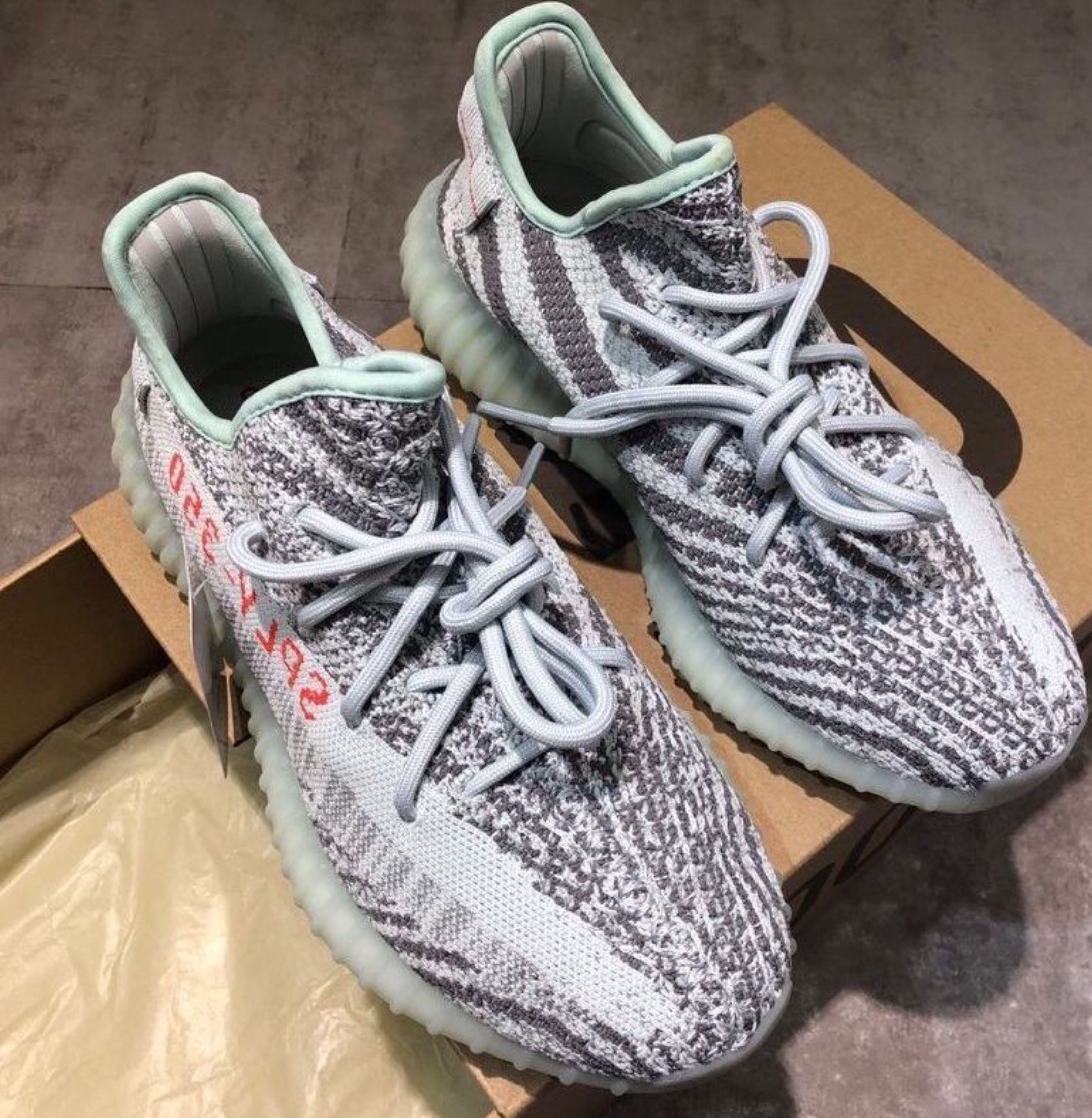 Adidas originals Yeezy Boost 350 V2 blue tint Burn Ice Shoes Ice Blue (Category: Sneakers) located in Singapore. Submitted by calmdragongx (Listing ID 1441611656, Image 2). Description: New season, new kicks 🌸 Adidas — Adidas originals Yeezy Boost 350 V2 blue tint Burn Ice Shoes Ice Blue 📍 Brand new 📦 Free ship J&T/Ninja Van 💰 Cash on delivery 📸 3-day confirm New styles daily 👀.